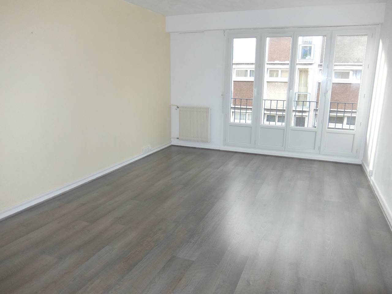 A louer Appartement type F1 Le havre 137-JULLIENALLIX